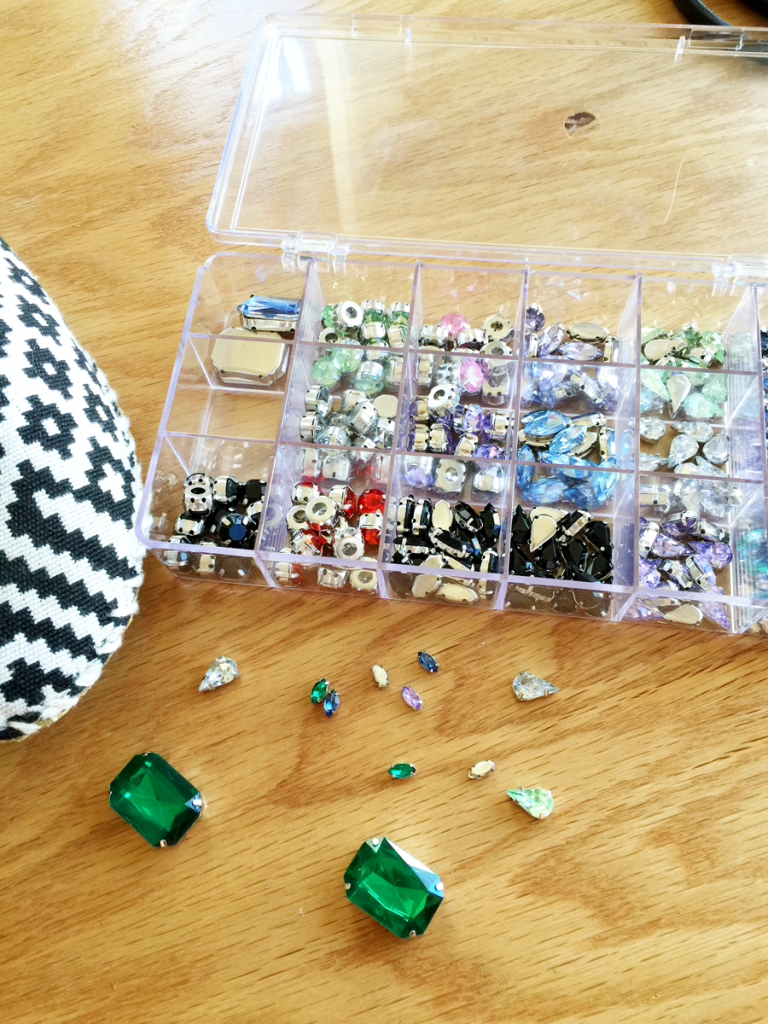 slippers-jewel-case